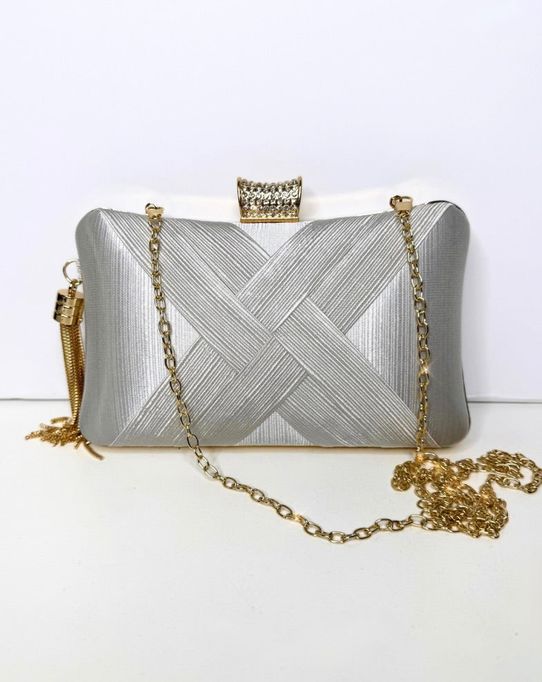 Zion Clutch Silver – Miss Runway Boutique