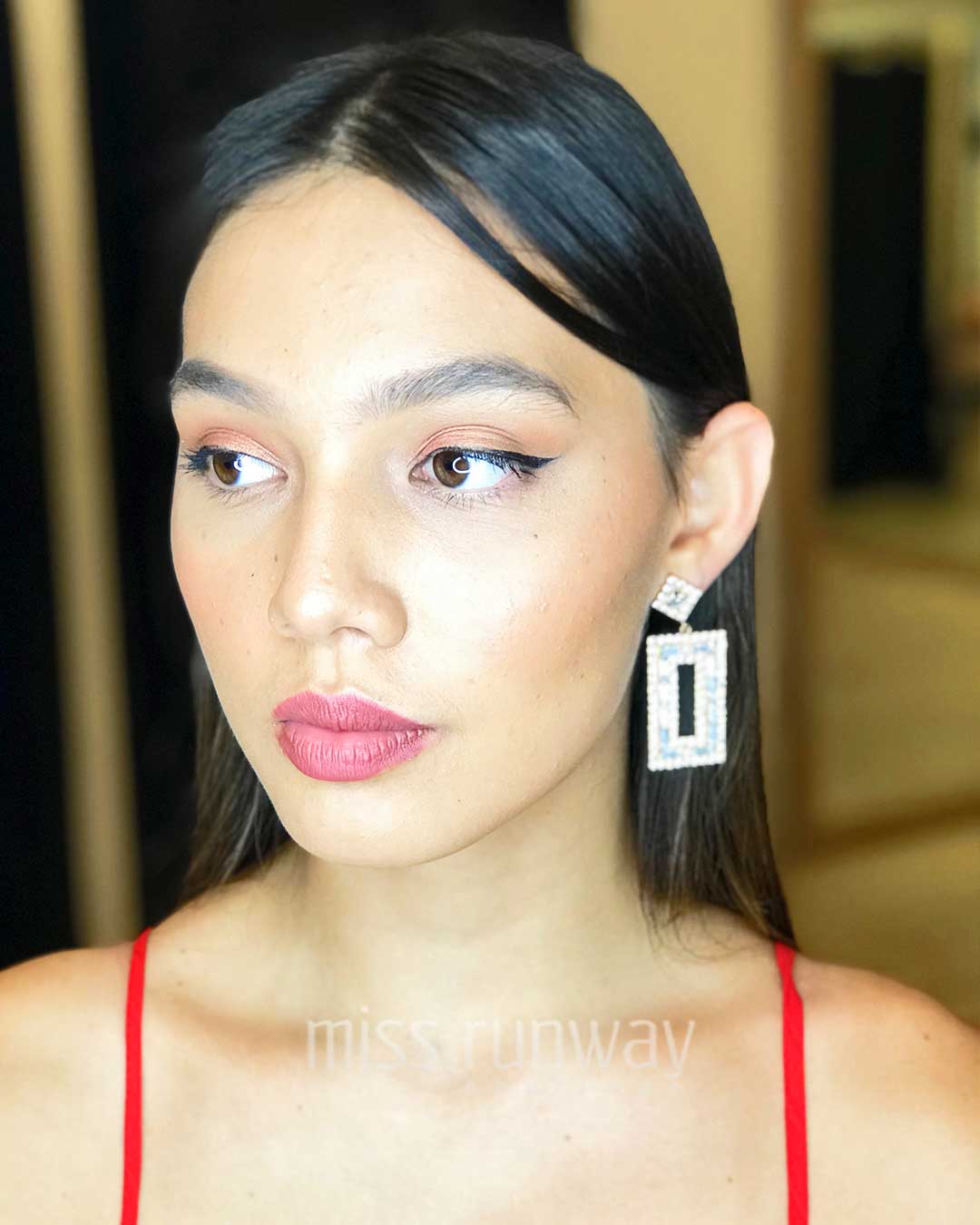 Esmae Jewel Earrings - Gold