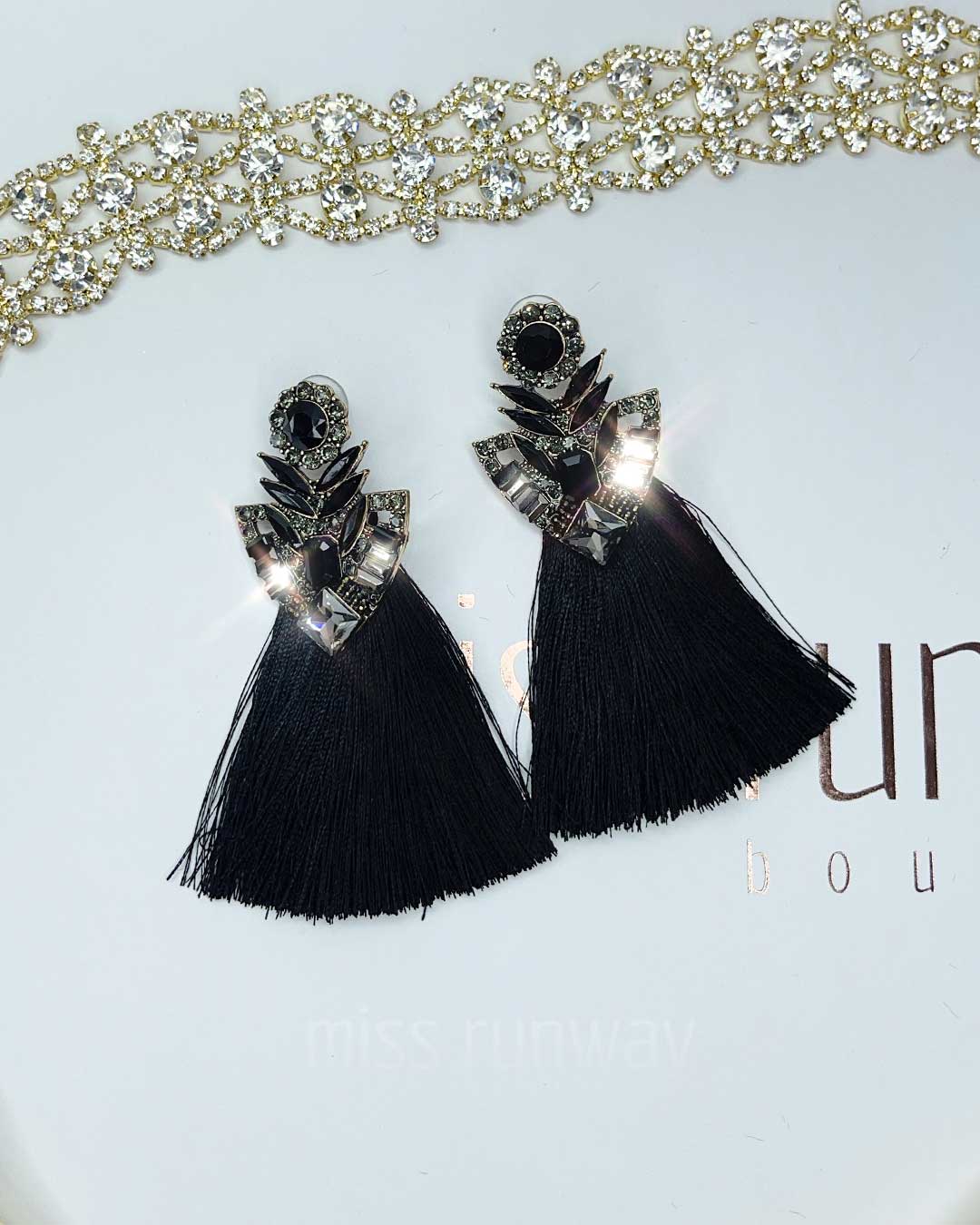 Indiana Tassel Earrings Black