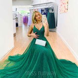 Masha Glitter Gown - Emerald Green