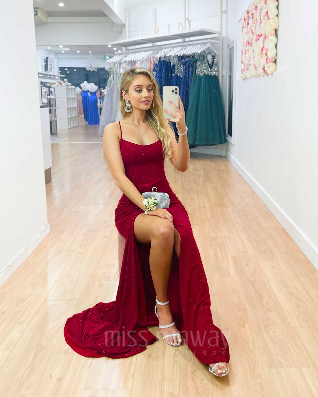 Shanghai Glitter Gown - Red