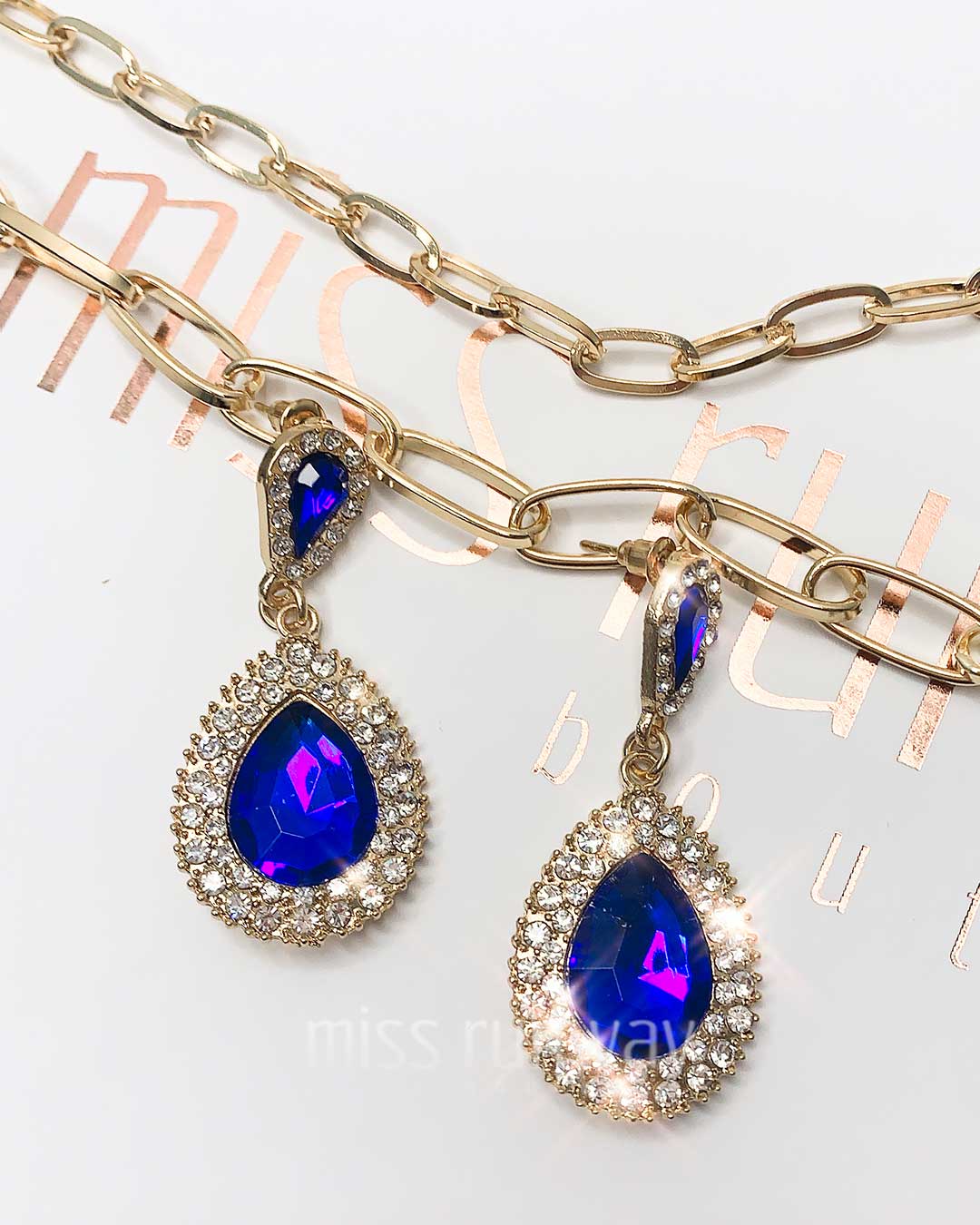 teardrop-jewel-earrings-blue