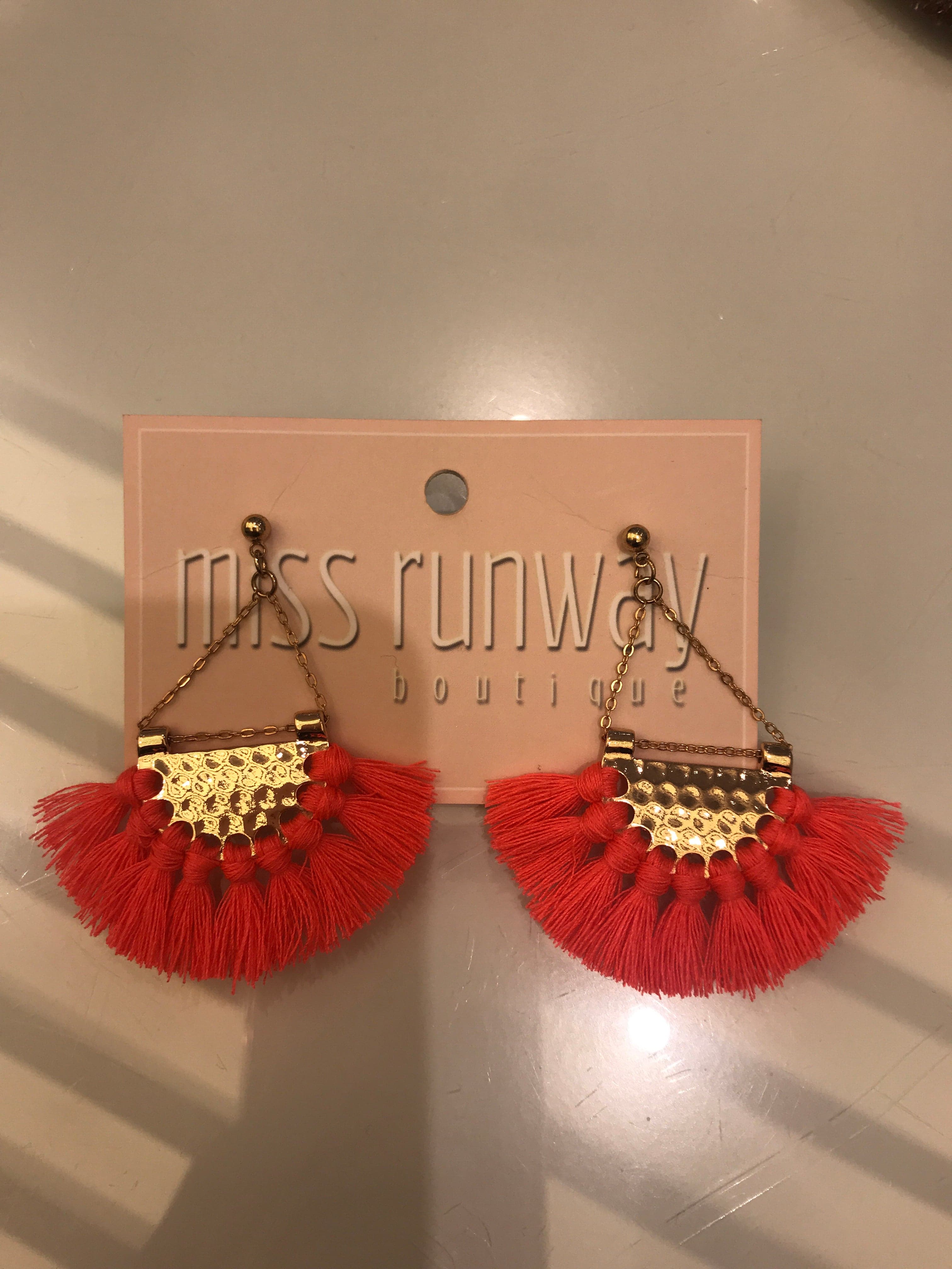 Victorian Fan Earrings - Coral - Miss Runway Boutique