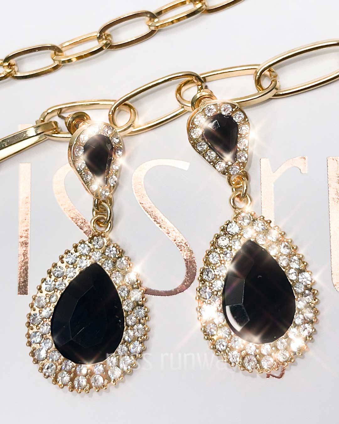 teardrop-jewel-earrings-black