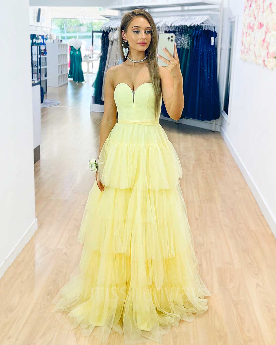 Daphne Tier Gown - Lemon