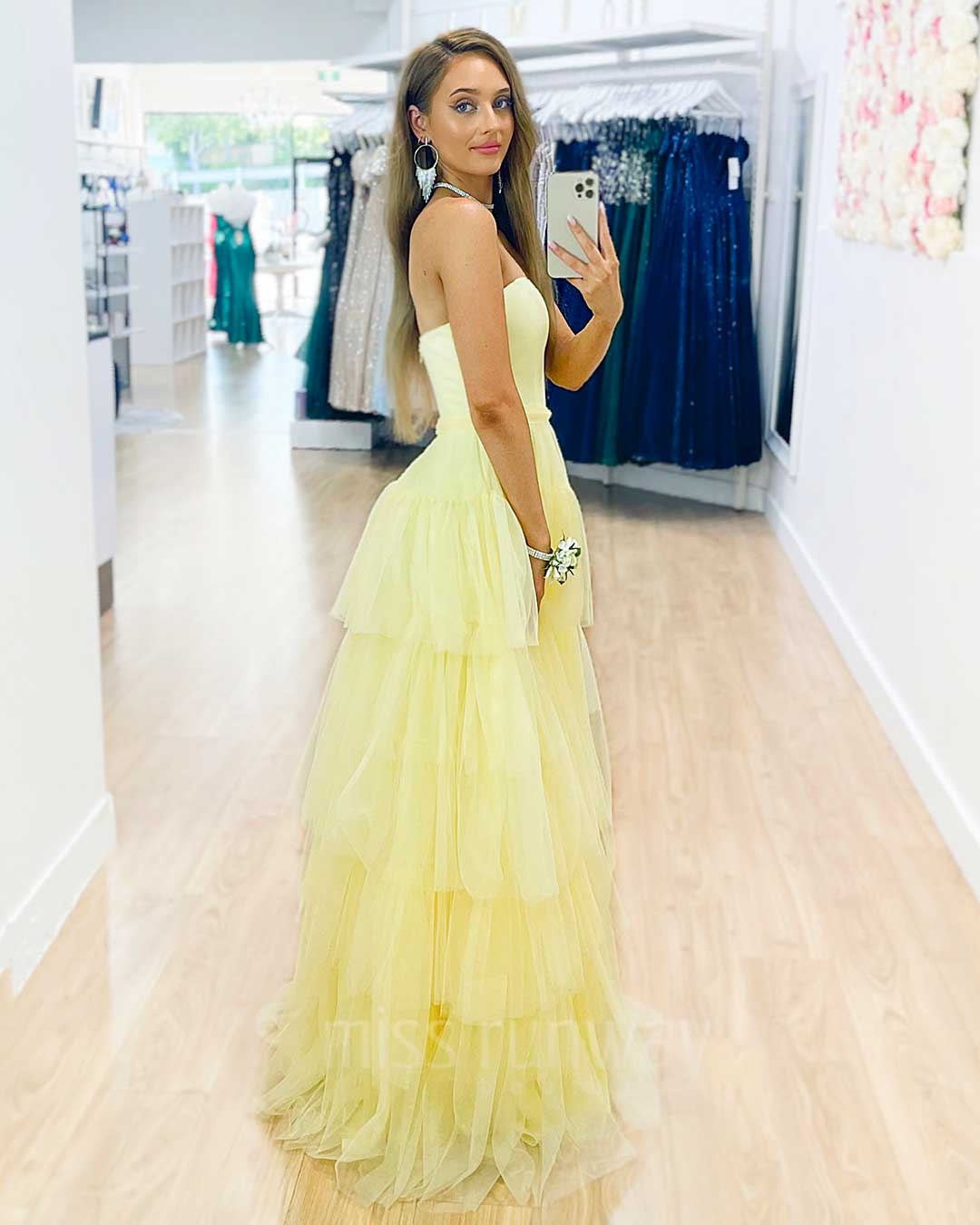 Daphne Tier Gown - Lemon