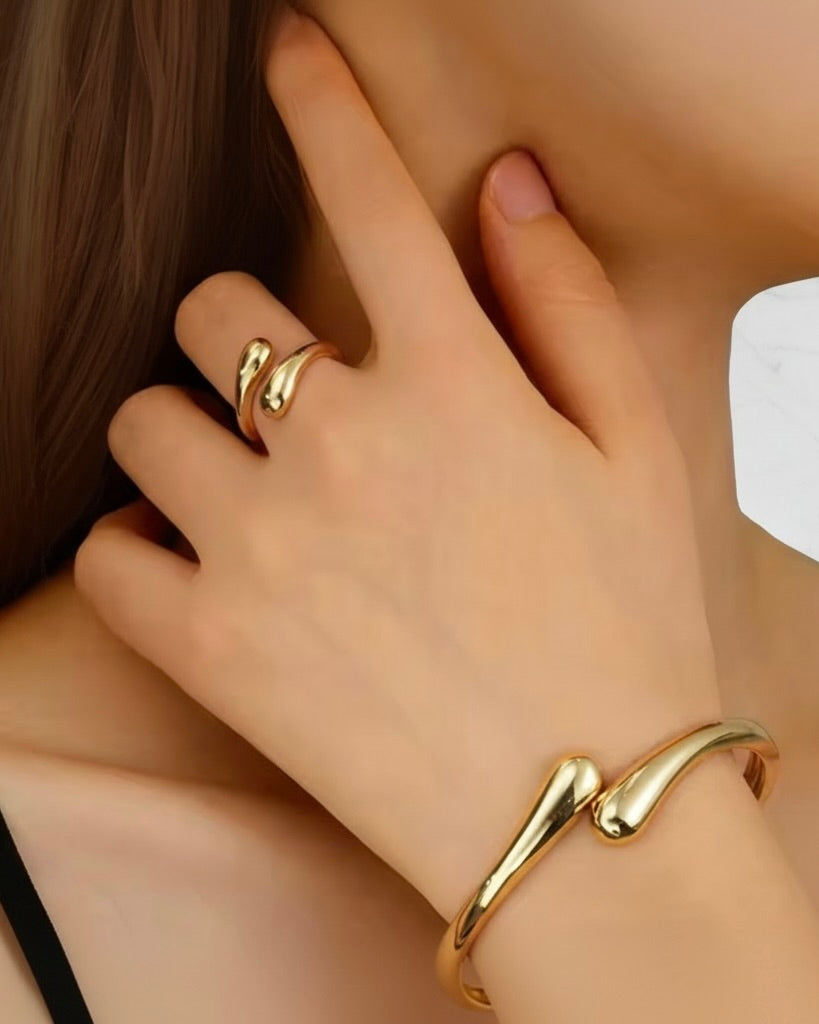 Honey Bangle Bracelet and Ring Set Gold