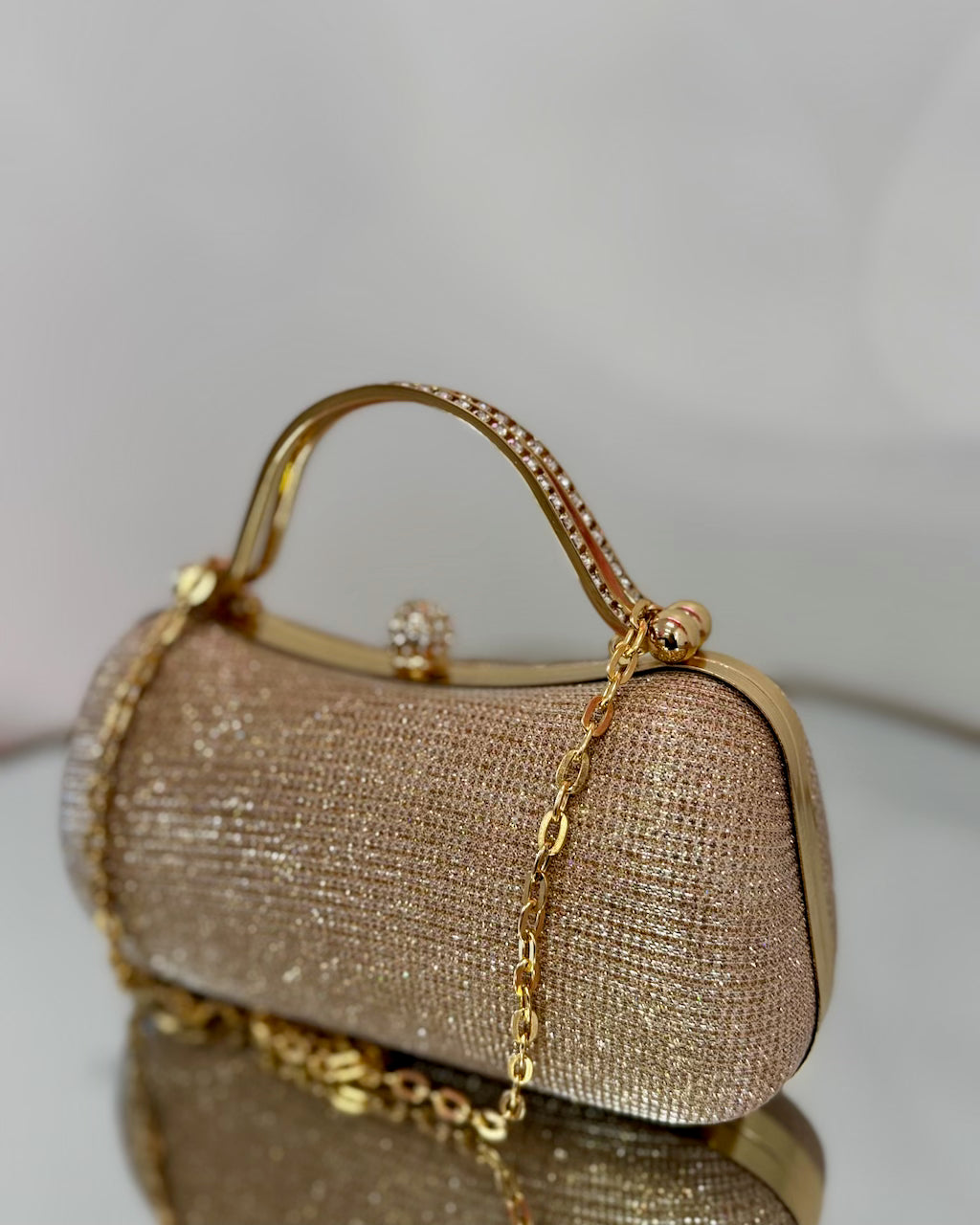 Luna Clutch Gold