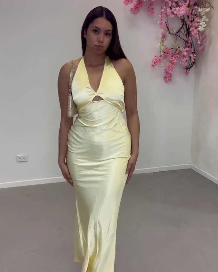 Skye Maxi Halter Neck Dress - Yellow Video
