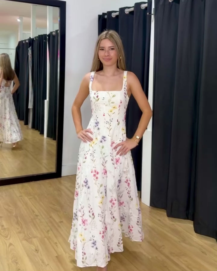white and pink floral dress Tulle Mini with 3D Embroidery K52183 * Back zipper closure * Length FLORAL MIRAGE MIDI DRESS |