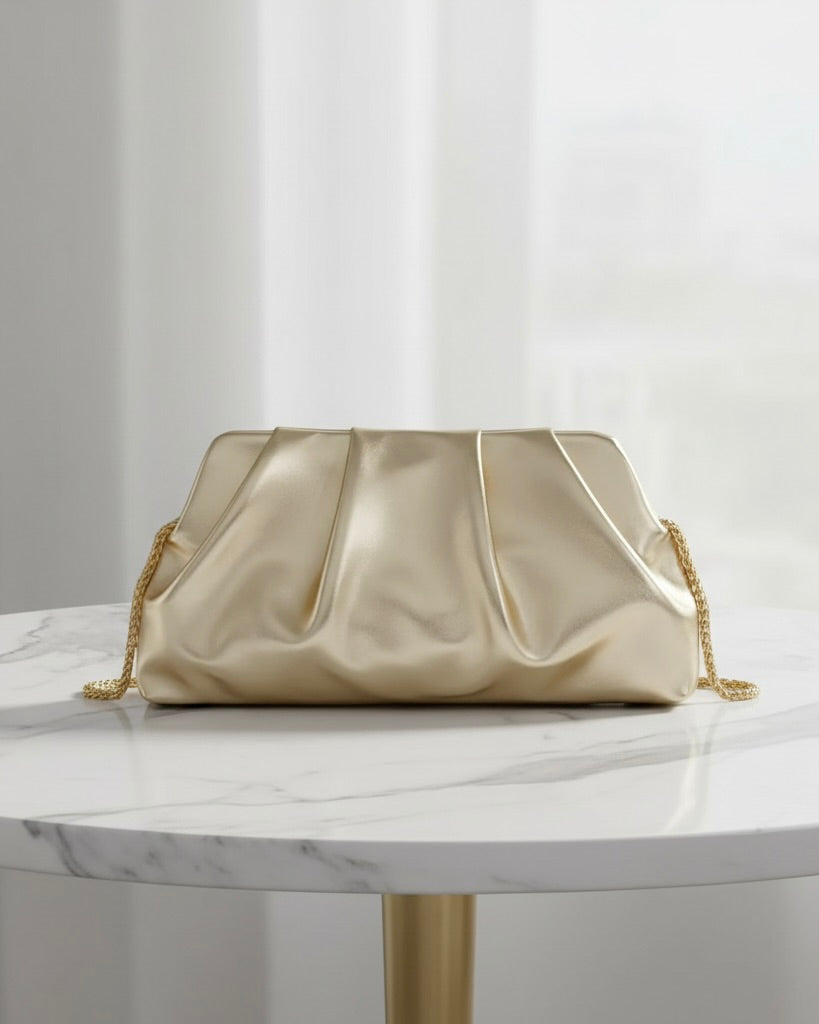 Valeria Clutch Gold