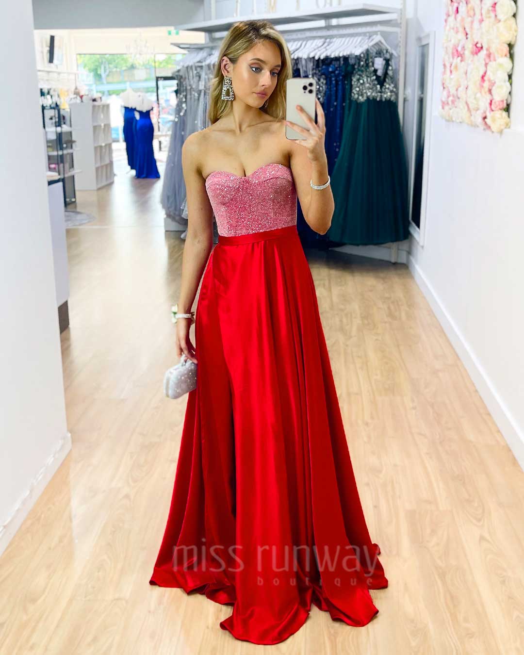 Elizabeth Gown - Red