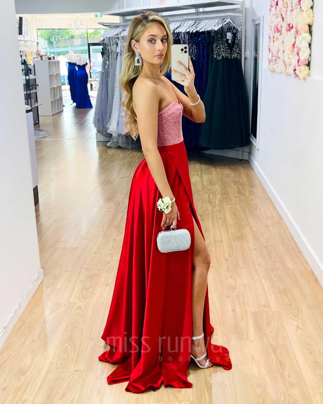 Elizabeth Gown - Red