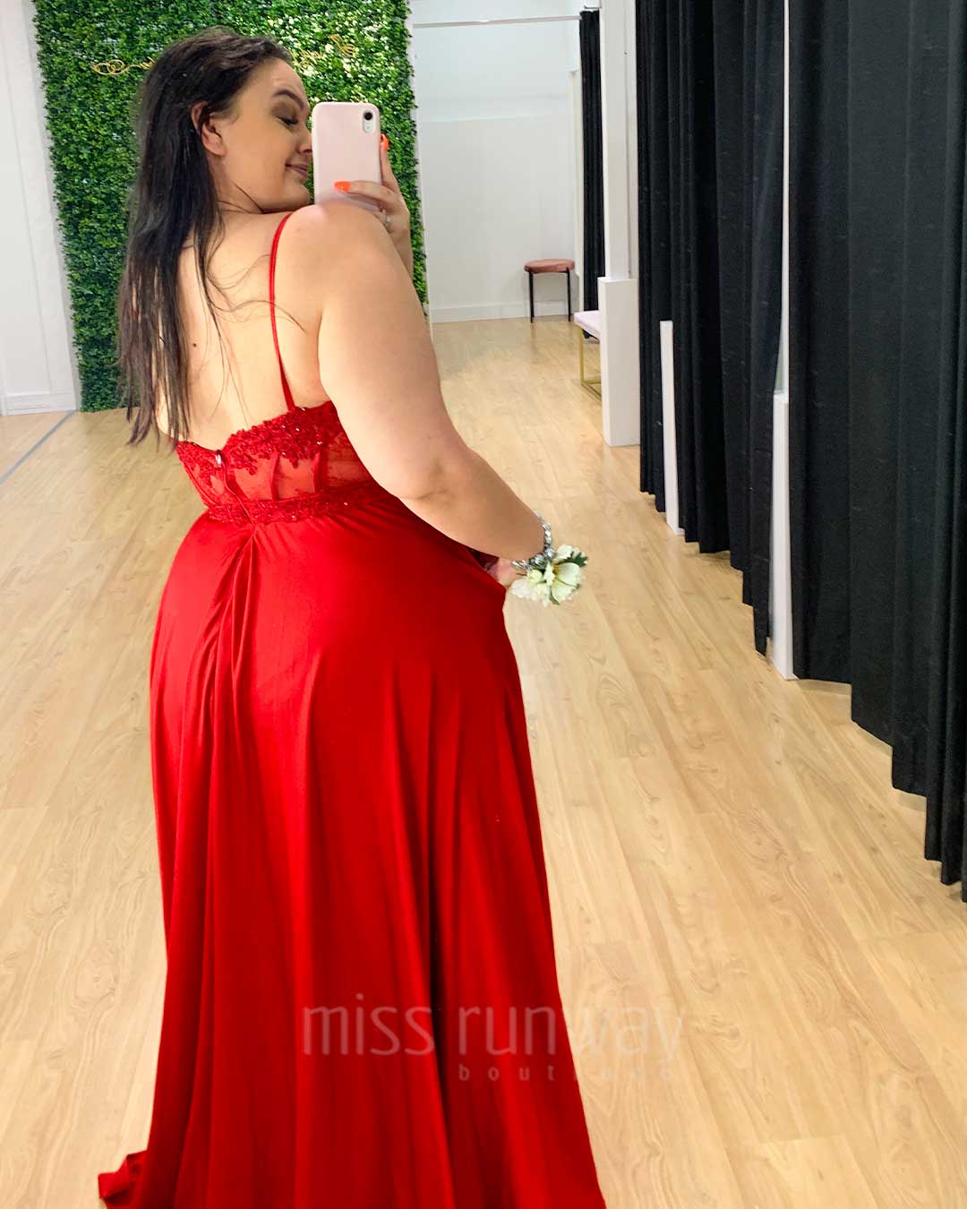 Zoe Gown - Red *[EXCLUSIVE]