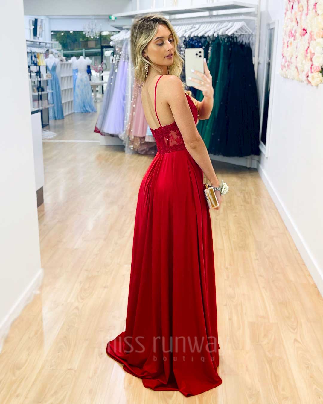 Zoe Gown - Red *[EXCLUSIVE]